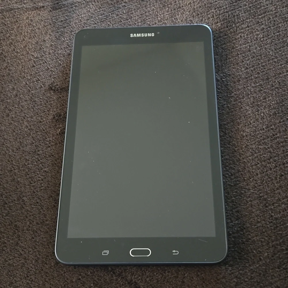 NWT Samsung Galaxy Tab E Tablet